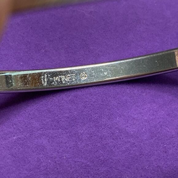 💛 Vintage Gold Plated Monet Bangle Bracelet - Picture 4 of 5